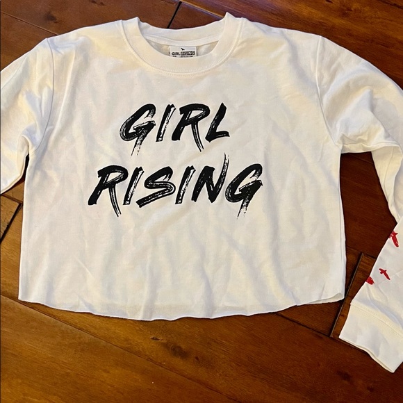 Girl Rising crop T-shirt in cotton/polyester and 100% girl - Picture 2 of 6